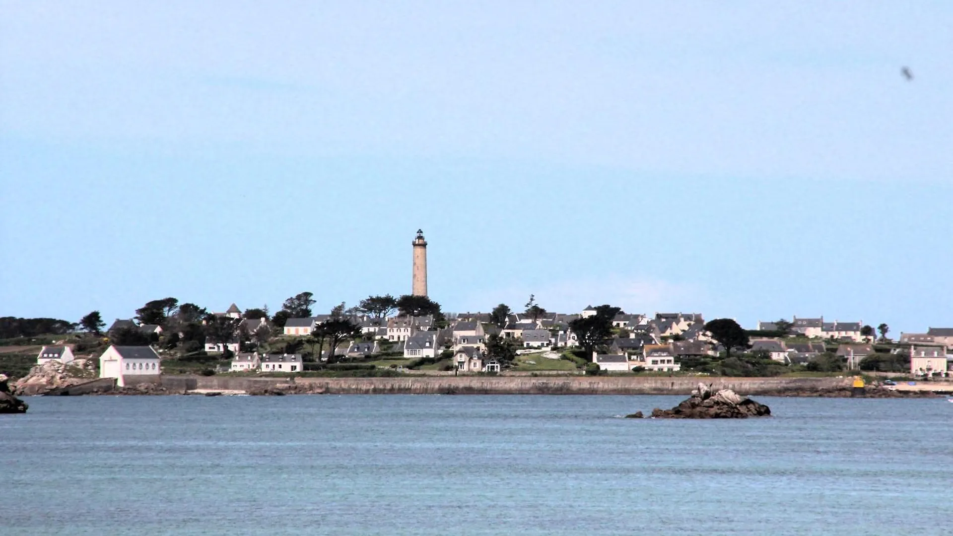 La Madrague - Front De Mer, Acces Prive Plage Et Place De Parking Roscoff Frankrike